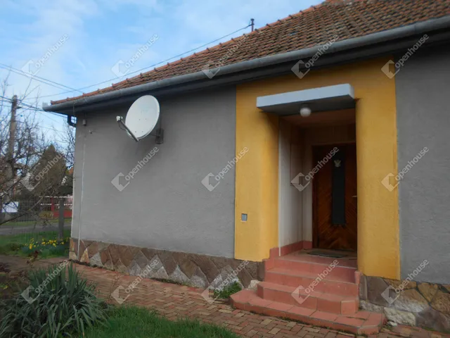 Eladó ház Jászapáti 80 nm