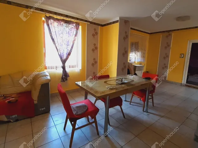 Eladó ház Cserkeszőlő 70 nm
