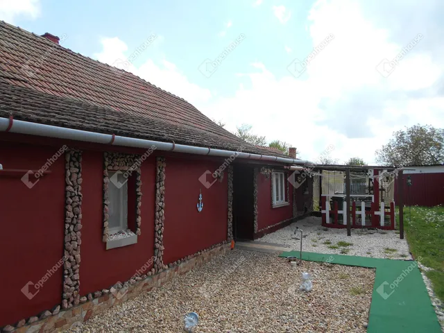 Eladó ház Jásztelek 70 nm