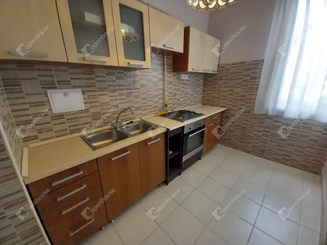 Eladó lakás Szolnok 54 nm