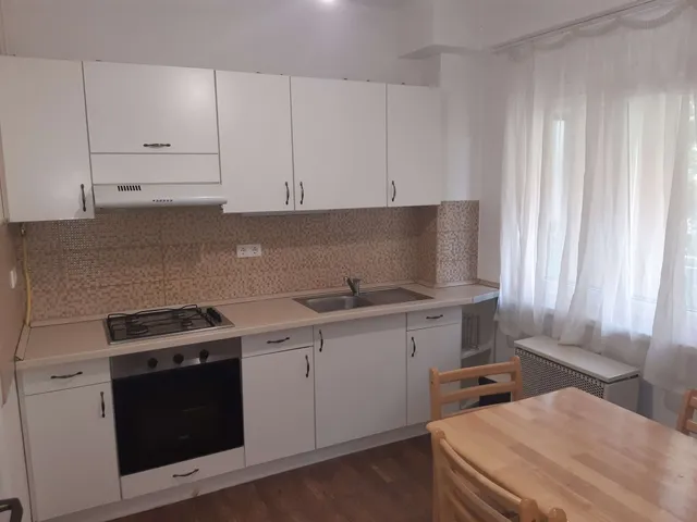Eladó lakás Szolnok 61 nm