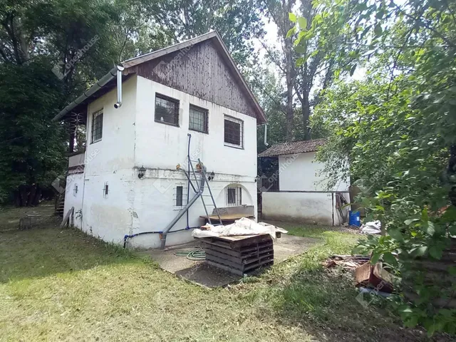 Eladó telek Nagykörű 1125 nm