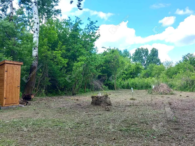 Eladó telek Nagykörű 2530 nm