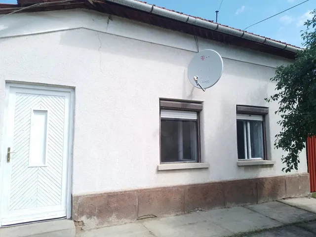 Eladó ház Tótkomlós 100 nm