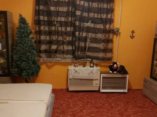 Eladó ház Almáskamarás 130 nm