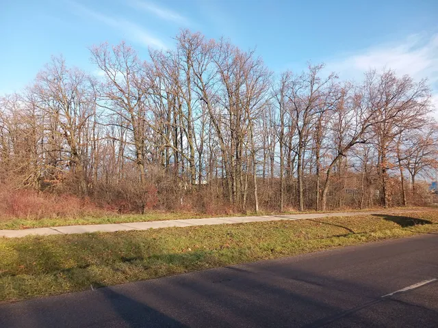 Eladó kereskedelmi és ipari ingatlan Szolnok 4990 nm