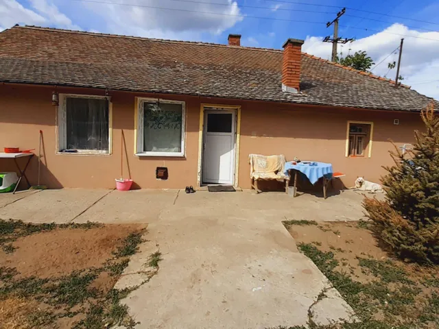 Eladó ház Cserkeszőlő 70 nm