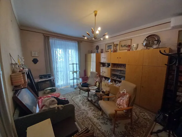 Eladó lakás Szolnok 34 nm