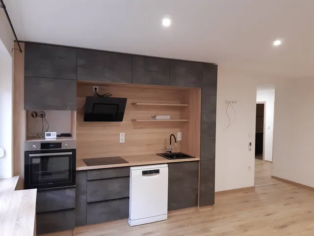 Eladó lakás Szolnok 72 nm