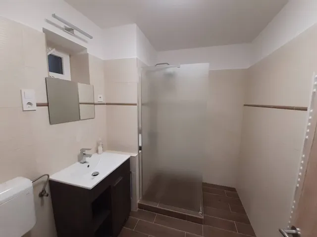 Eladó lakás Szolnok 72 nm