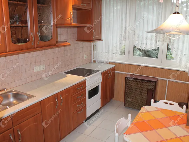 Eladó lakás Kőszeg, Lakótelep 50 nm