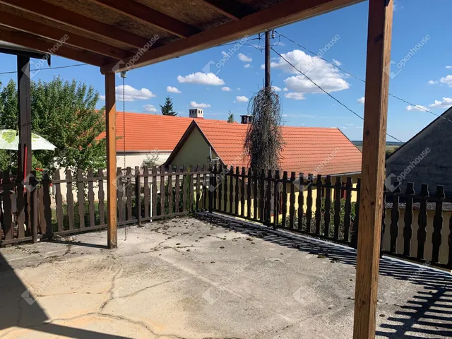 Eladó üdülő és hétvégi ház Vaskeresztes 24 nm