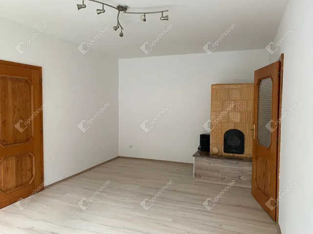 Eladó lakás Kőszeg, Lakótelep 54 nm