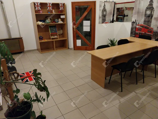 Eladó kereskedelmi és ipari ingatlan Szombathely 53 nm