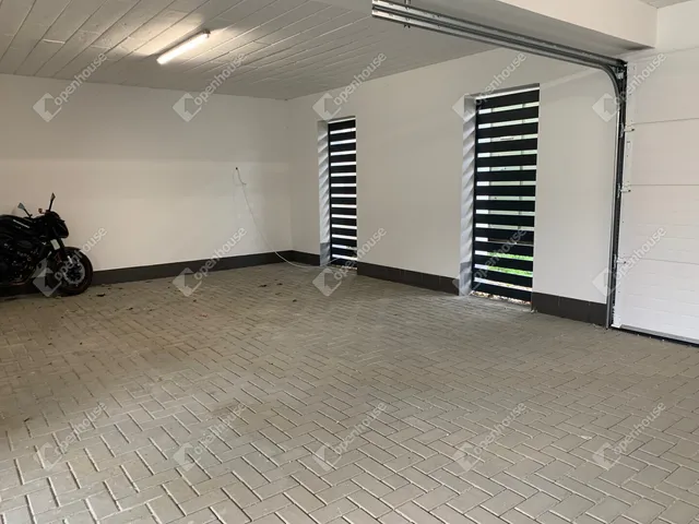 Eladó garázs Szombathely 14 nm