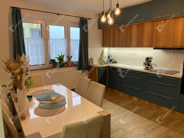 Eladó lakás Szombathely 77 nm