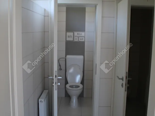 Kiadó kereskedelmi és ipari ingatlan Szombathely 40 nm