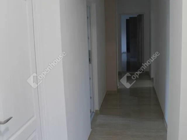 Eladó lakás Sárvár, Kertváros 124 nm