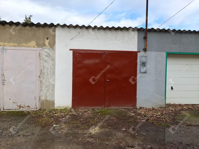 Eladó garázs Szombathely 15 nm