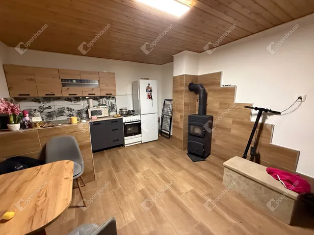 Eladó ház Rábahidvég 60 nm