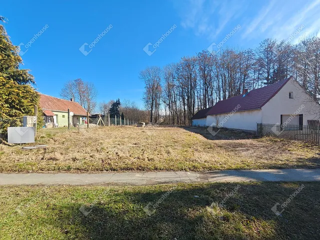 Eladó telek Halastó 3285 nm