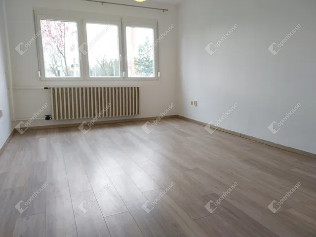 Eladó lakás Körmend 32 nm