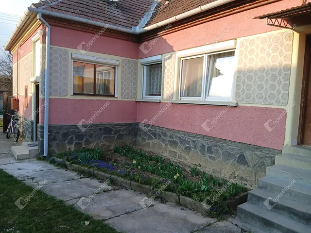 Eladó ház Bögöt 85 nm