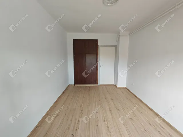 Eladó lakás Csepreg 51 nm