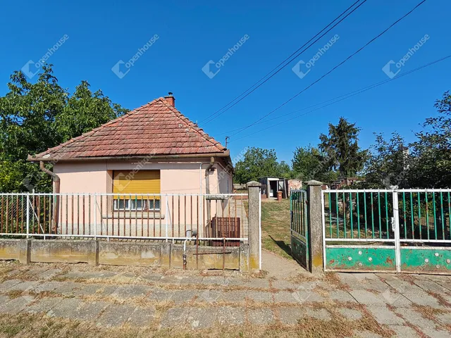 Eladó ház Táplánszentkereszt 57 nm