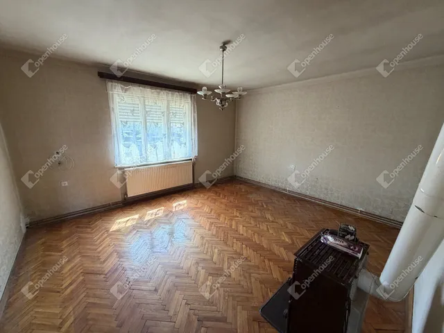 Eladó ház Nárai 81 nm