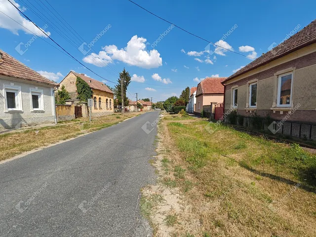 Eladó telek Köcsk 5254 nm