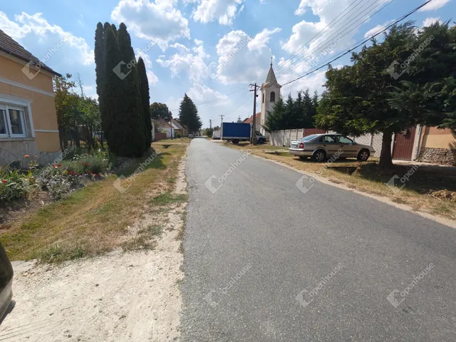 Eladó telek Köcsk 5254 nm