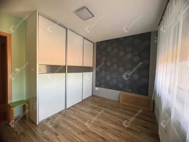 Eladó lakás Szombathely, Gyöngyöshermán 60 nm