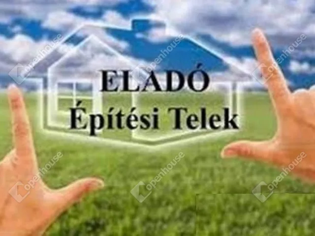 Eladó telek Tata 720 nm