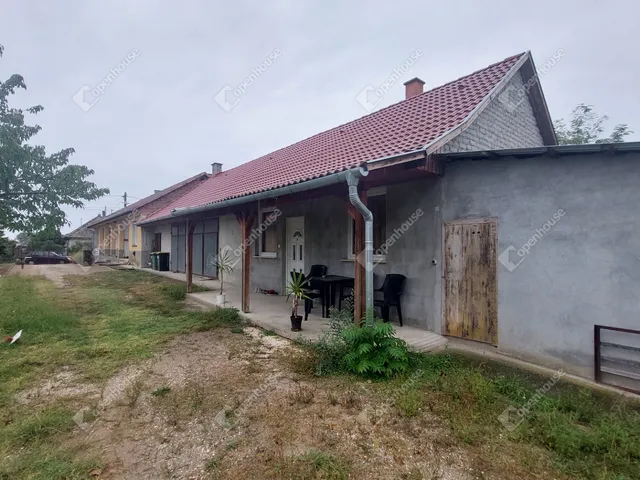 Eladó ház Dabas 139 nm