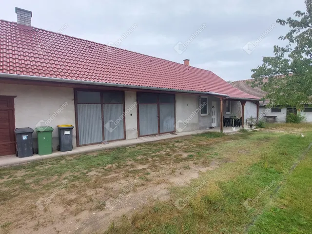 Eladó ház Dabas 139 nm