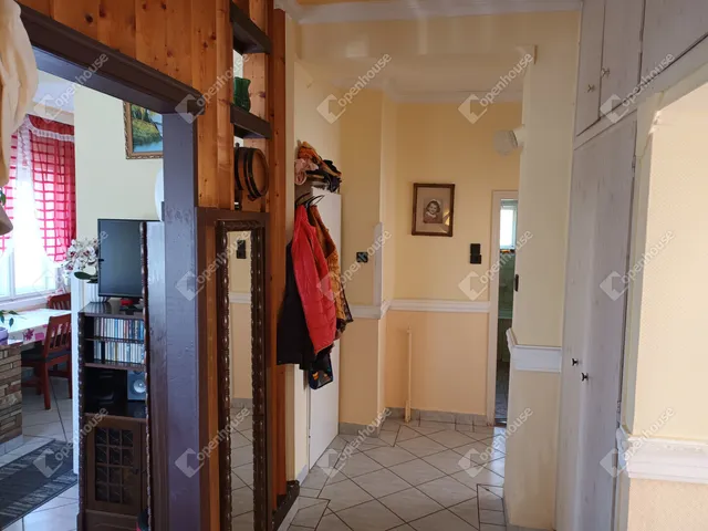 Eladó ház Lábatlan 100 nm