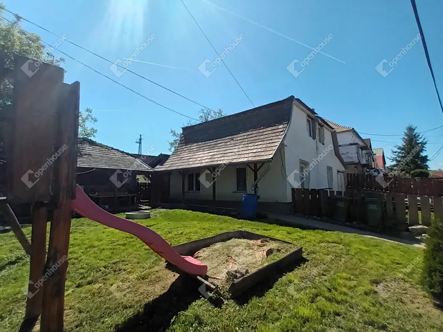 Eladó ház Neszmély 132 nm