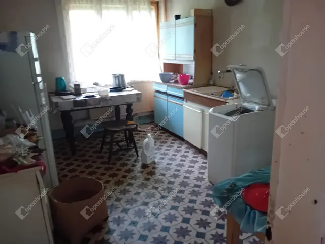 Eladó ház Vértessomló 135 nm