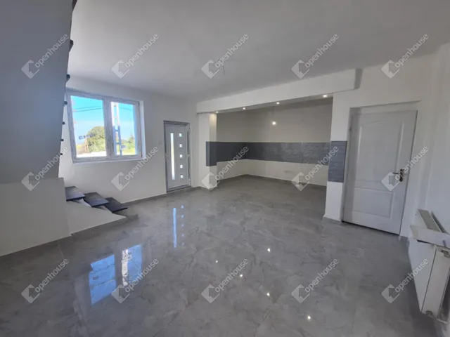 Eladó ház Lábatlan 110 nm