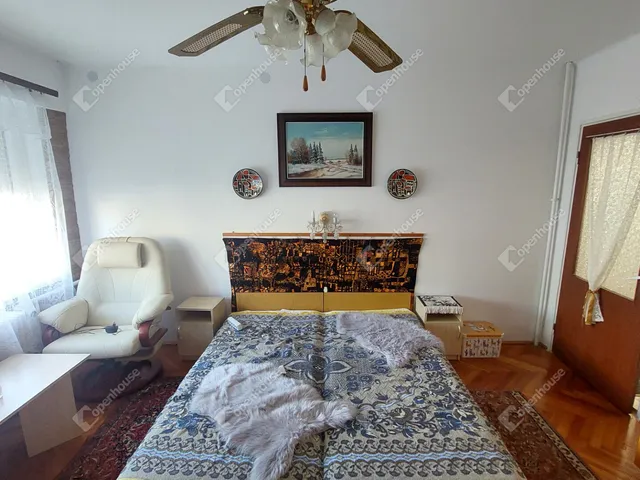 Eladó ház Oroszlány 140 nm