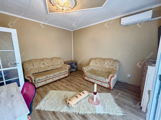 Eladó lakás Tatabánya, Dózsakert 56 nm