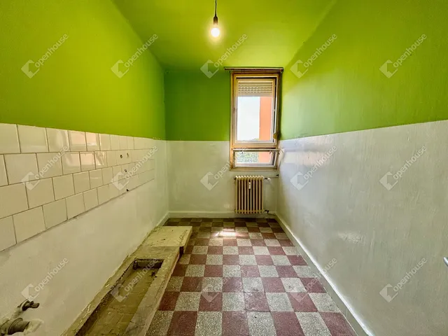 Eladó lakás Tatabánya, Dózsakert 52 nm