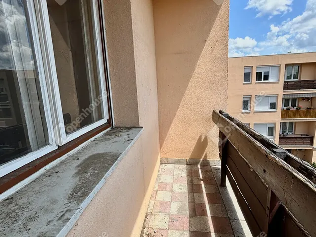 Eladó lakás Tatabánya, Dózsakert 52 nm