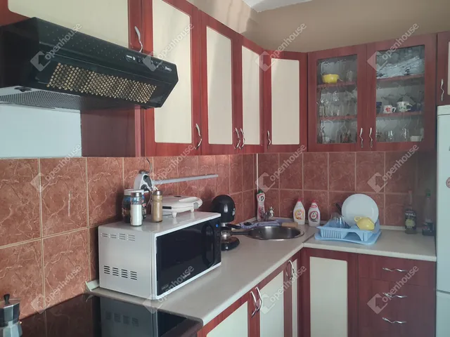 Kiadó lakás Tatabánya, Dózsakert 49 nm