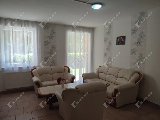 Kiadó lakás Tata, Kertváros 120 nm