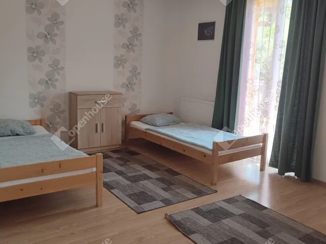 Kiadó lakás Tata, Kertváros 102 nm