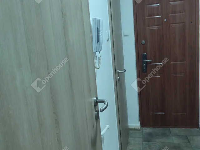 Eladó lakás Tatabánya, Dózsakert 57 nm