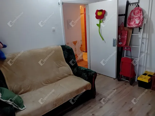 Eladó lakás Tatabánya, Dózsakert 56 nm