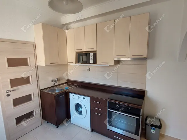 Kiadó lakás Tatabánya, Újváros 53 nm